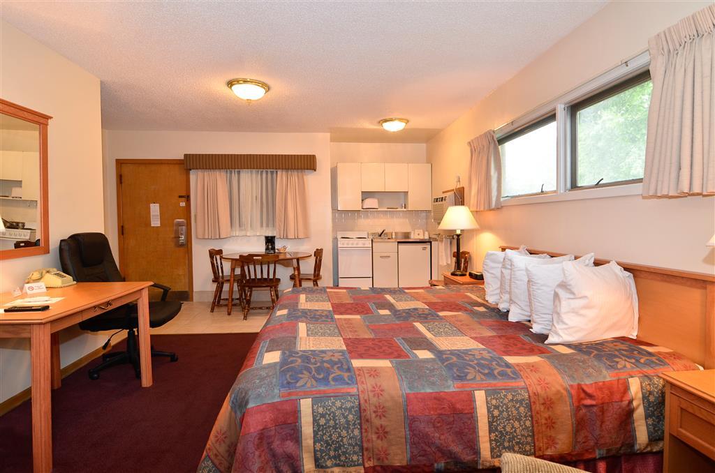U-Bar Motel Canistota Room photo